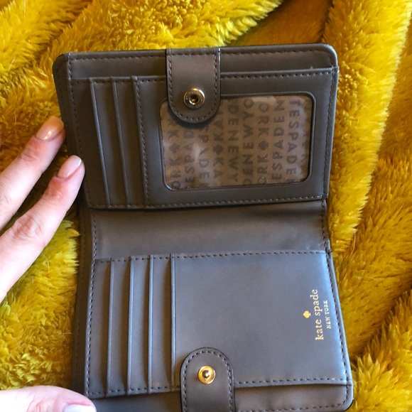 GREY KATE SPADE AND MATCHING WALLET - Picture 3 of 4